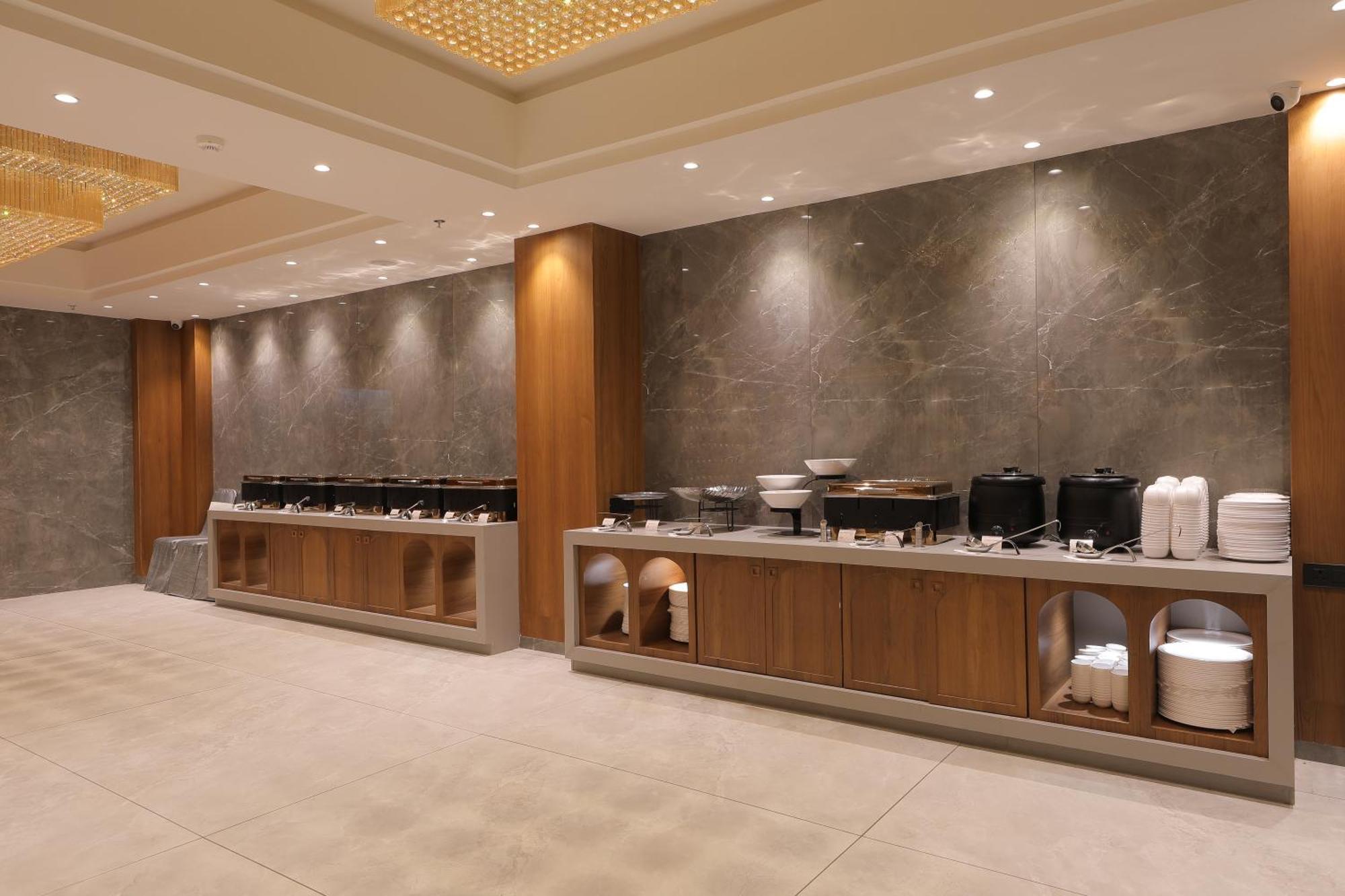 Plenteous Inn Ahmedabad Luaran gambar